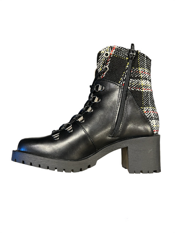 Violet Boot