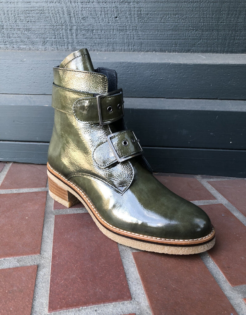Justina Boot