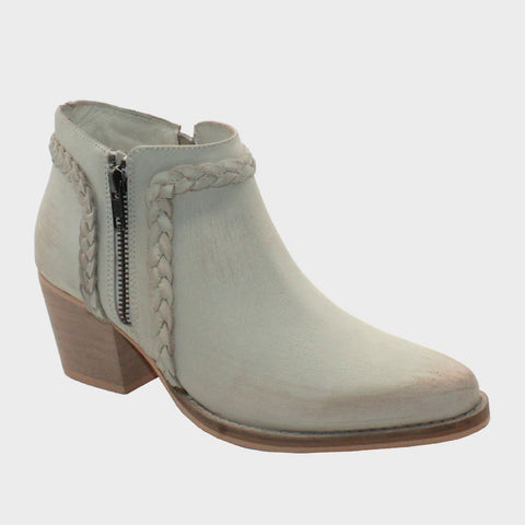 Bronco Boot